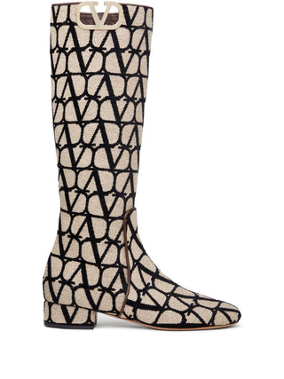 Valentino Garavani Boots Beige