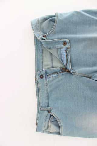 Elegant Light Blue Capri Jeans - Luxury for You