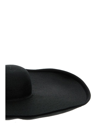 Robert Hat