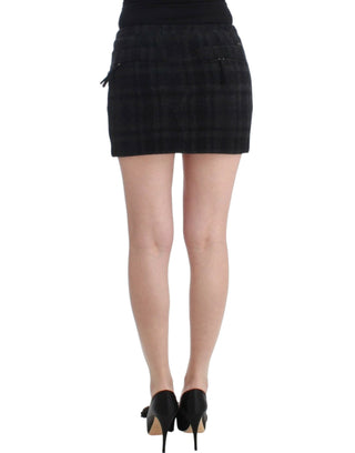 Chic Checkered Mini Skirt For Day To Night Elegance