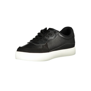 Sleek Black Sports Sneakers With Contrast Details