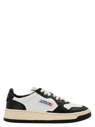 Medalist Low Sneakers