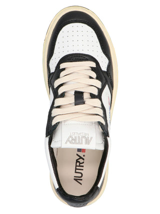 Medalist Low Sneakers