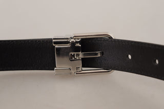 Sleek Black Leather Belt With Metal Buckle