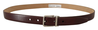 Elegant Leather Belt With Silver Tone Buckle