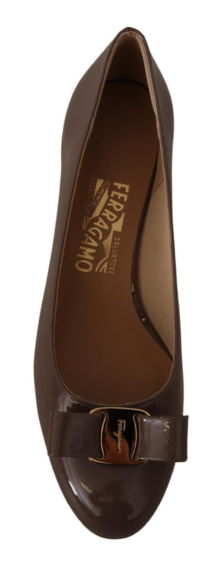 Elegant Caraway Brown Pumps With Vara Bow