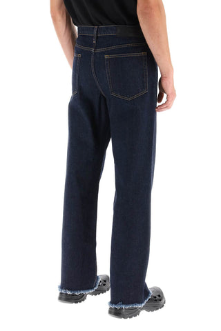 Jeans With Frayed Hem