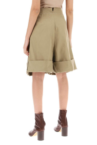 Wide-legged Chino Bermuda Shorts With