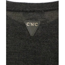 Gray crewneck pullover sweater