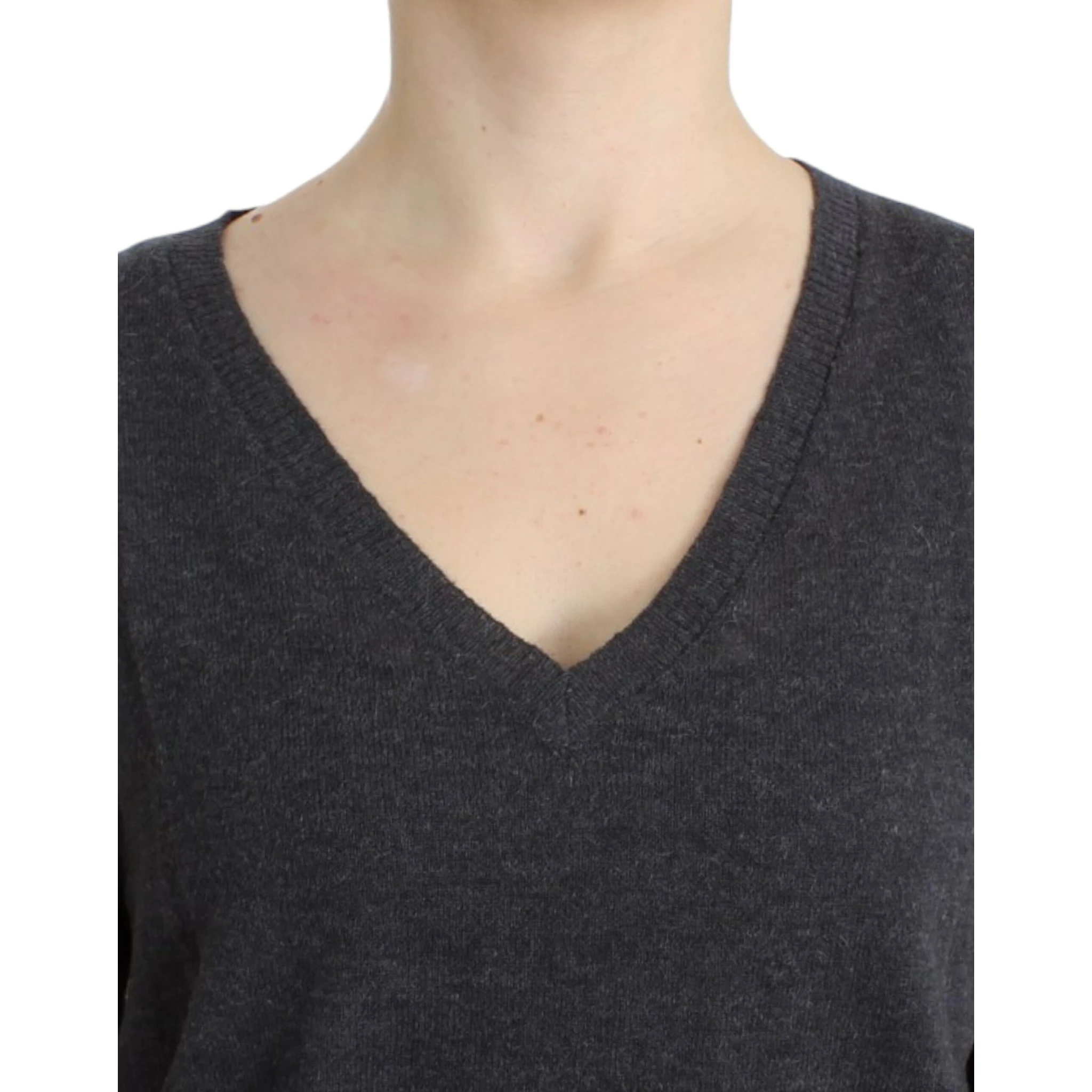 Chic V-neck Alpaca Blend Short Sleeve Sweater In Gray