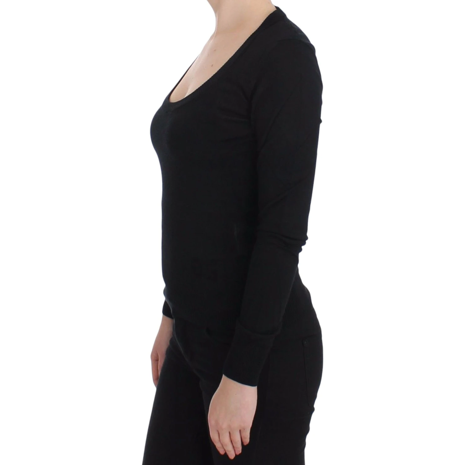 Black cashmere crewneck sweater pullover