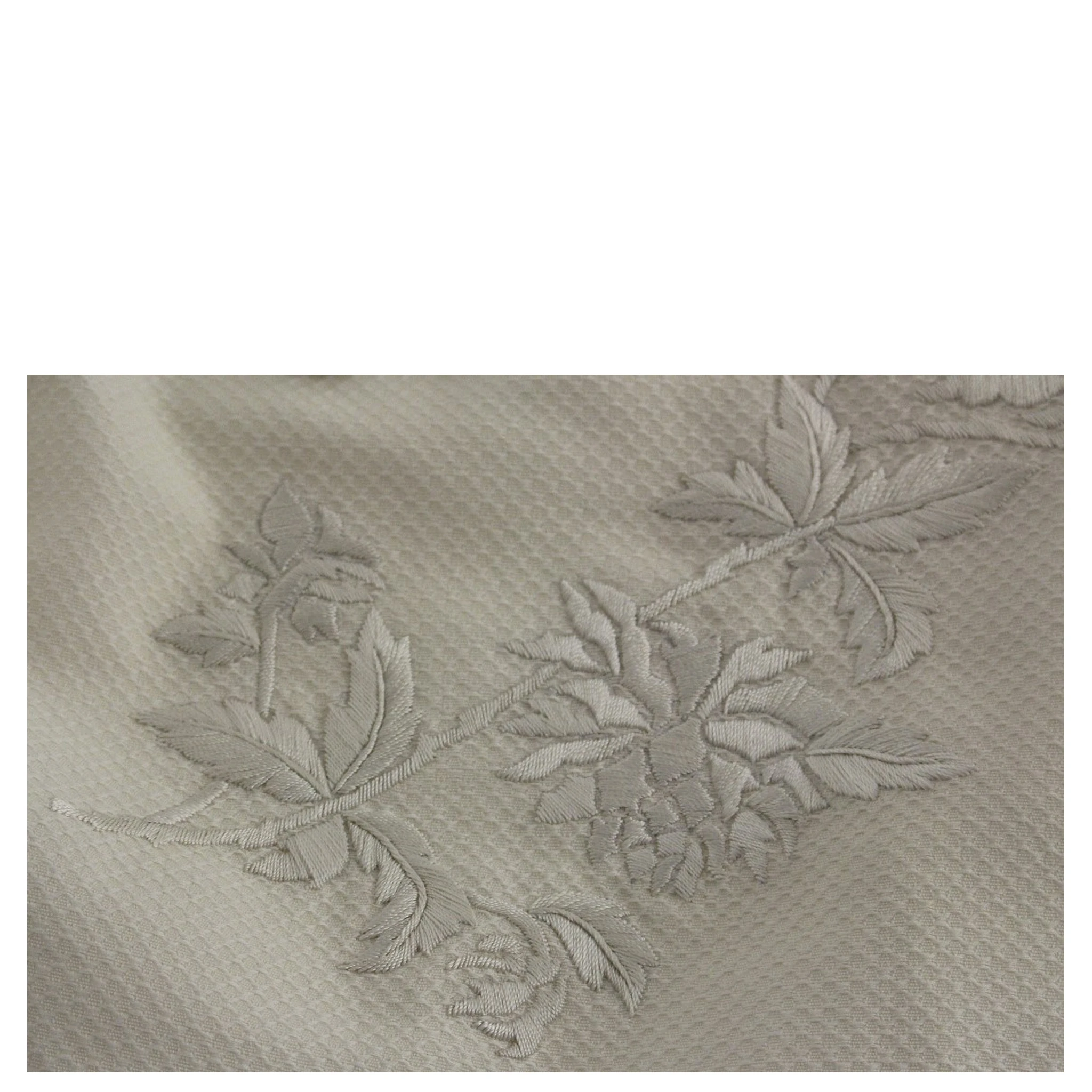 White Cotton Floral Embroidery Skirt