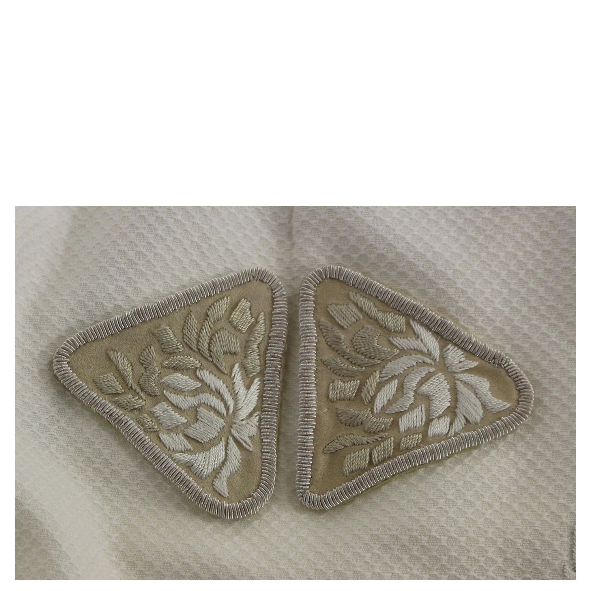 White Cotton Floral Embroidery Skirt