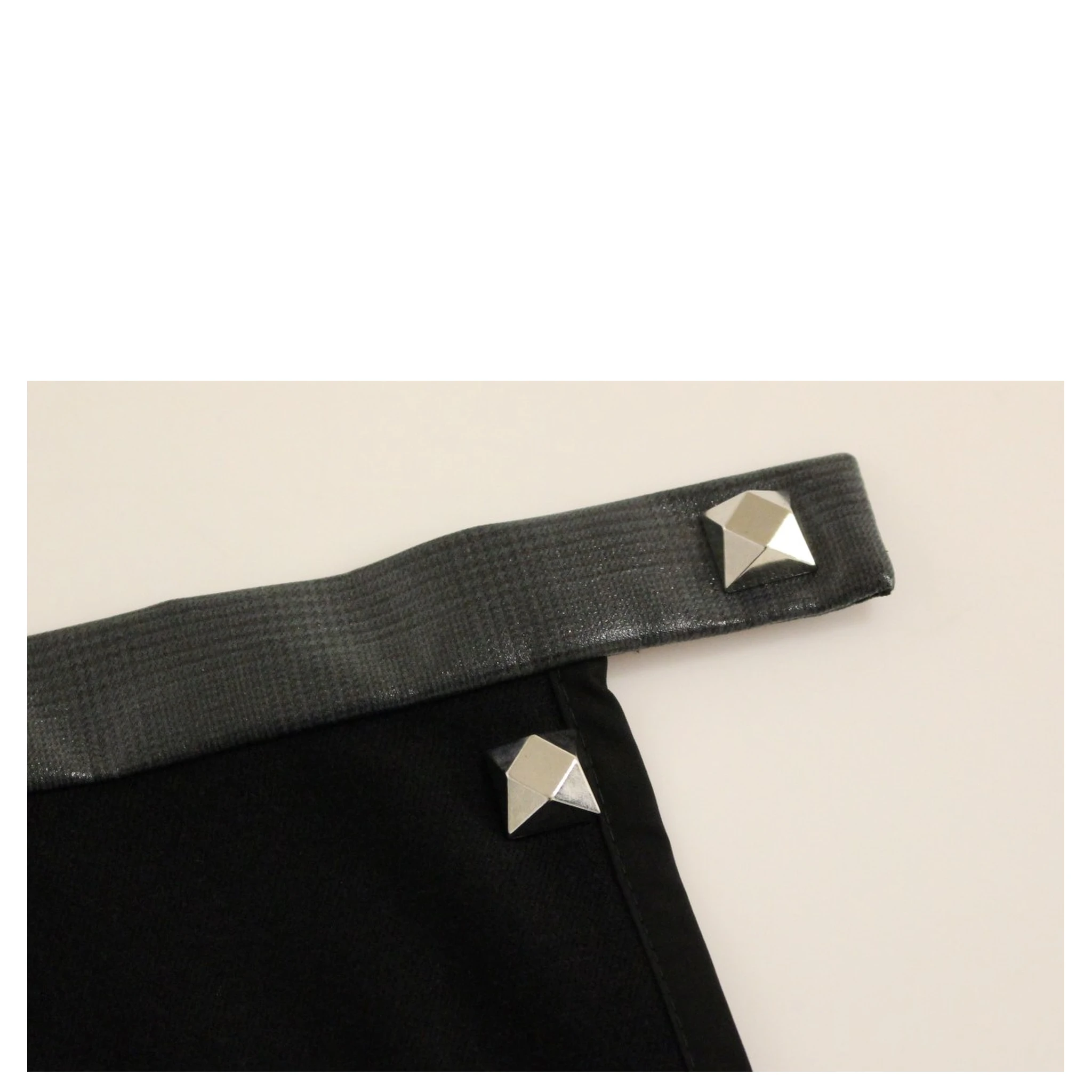 Black Metal Buttons Cotto Wool Skirt