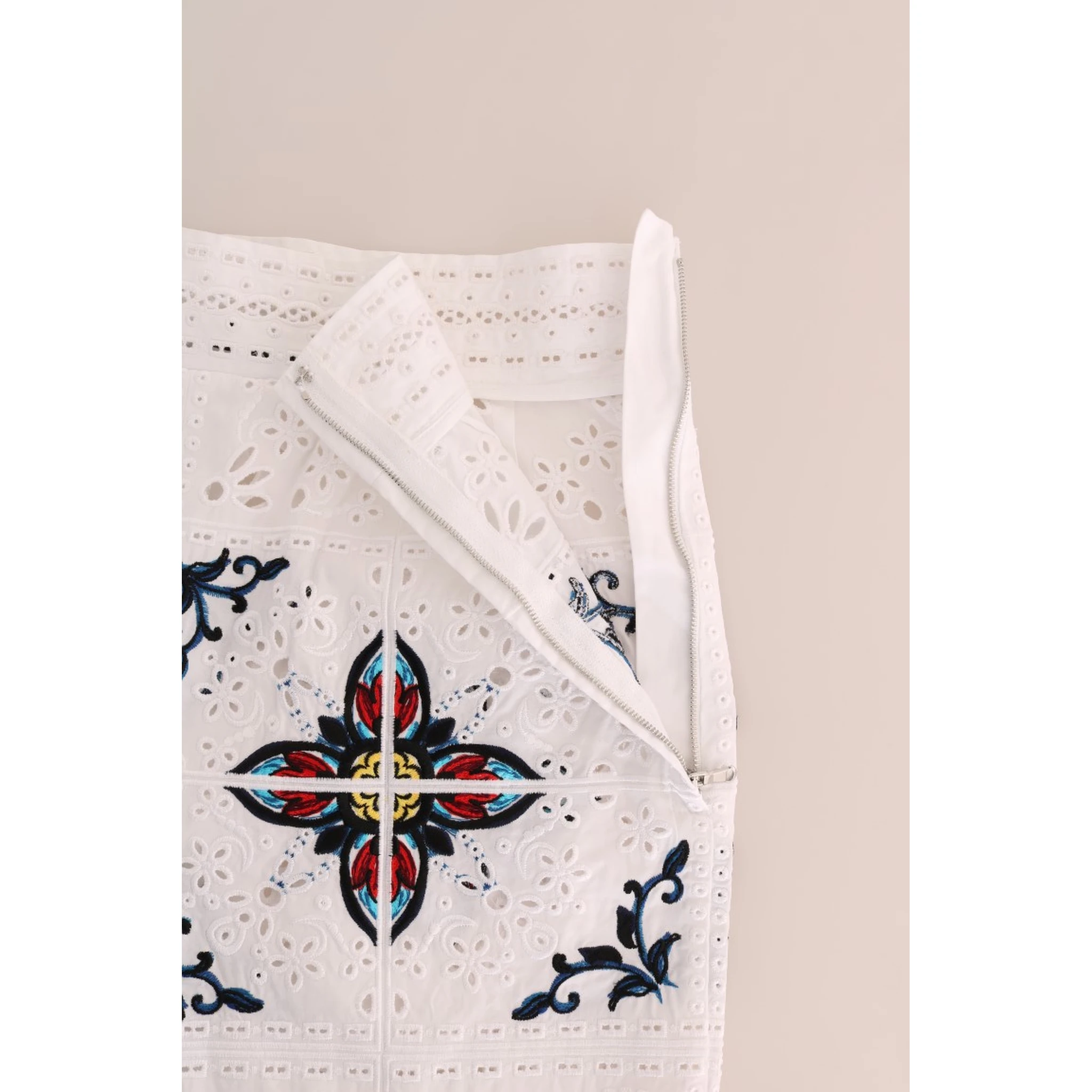 Mulicolor Majolica Cutout Capri Pants