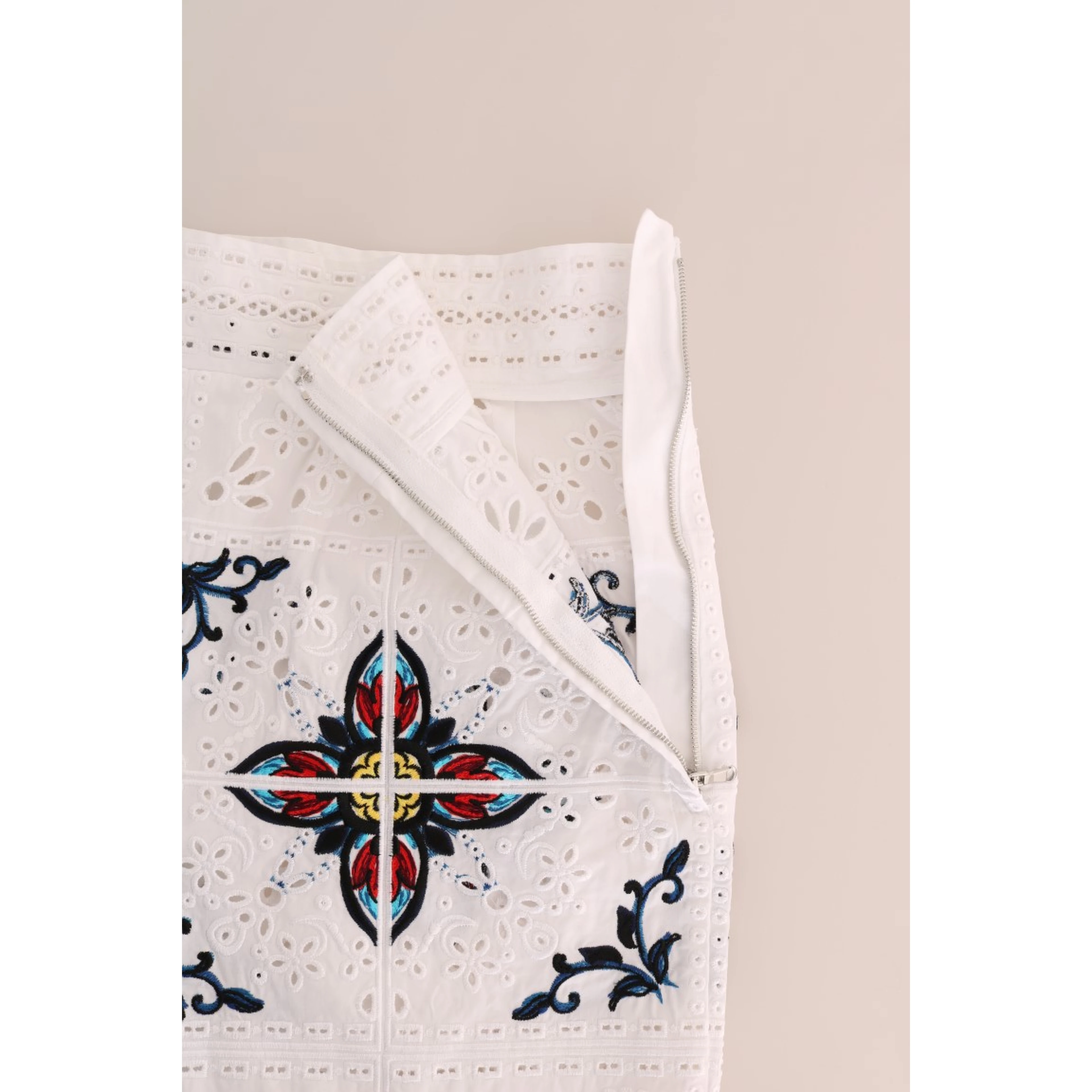 Mulicolor Majolica Cutout Capri Pants