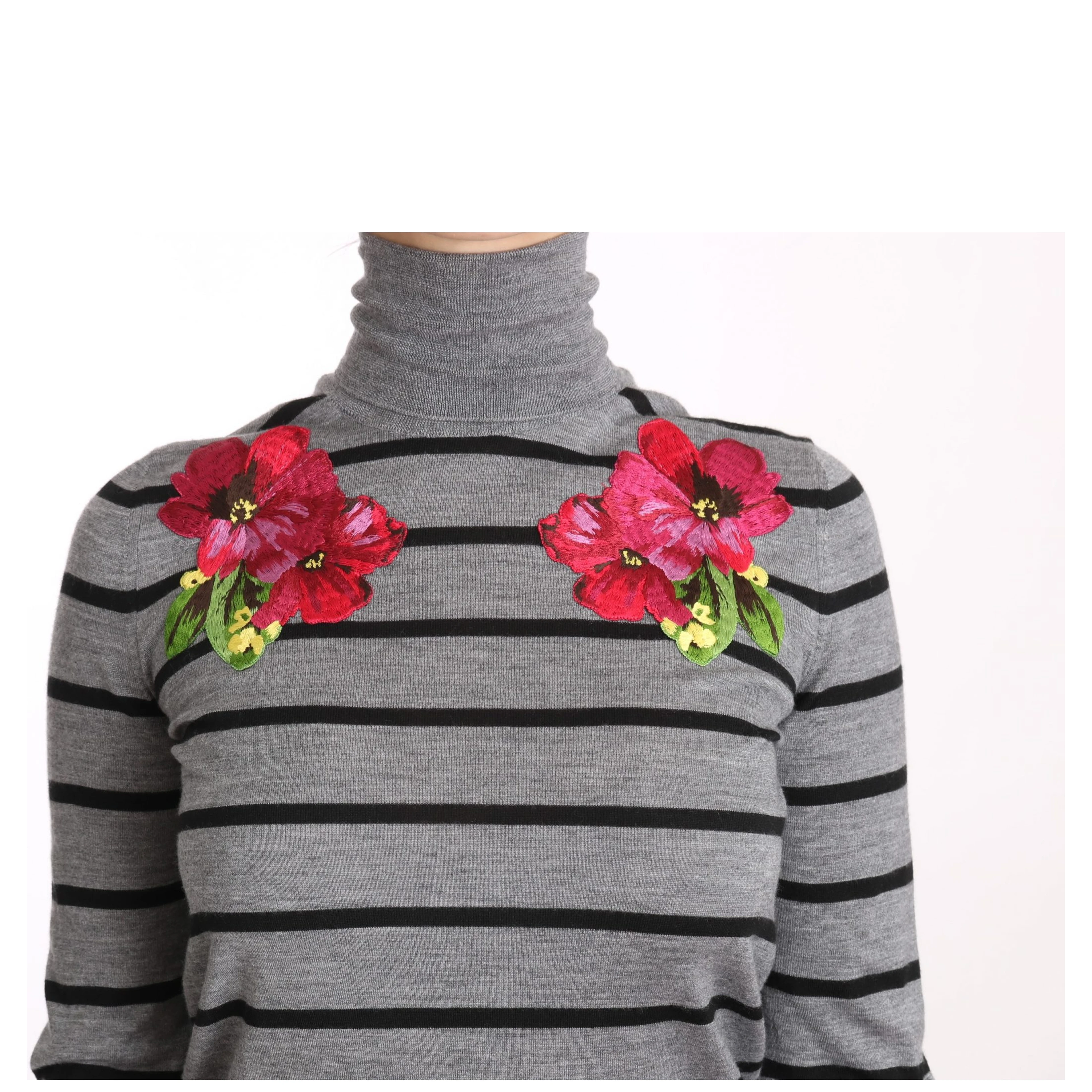 Gray Cashmere Silk Turtleneck Sweater