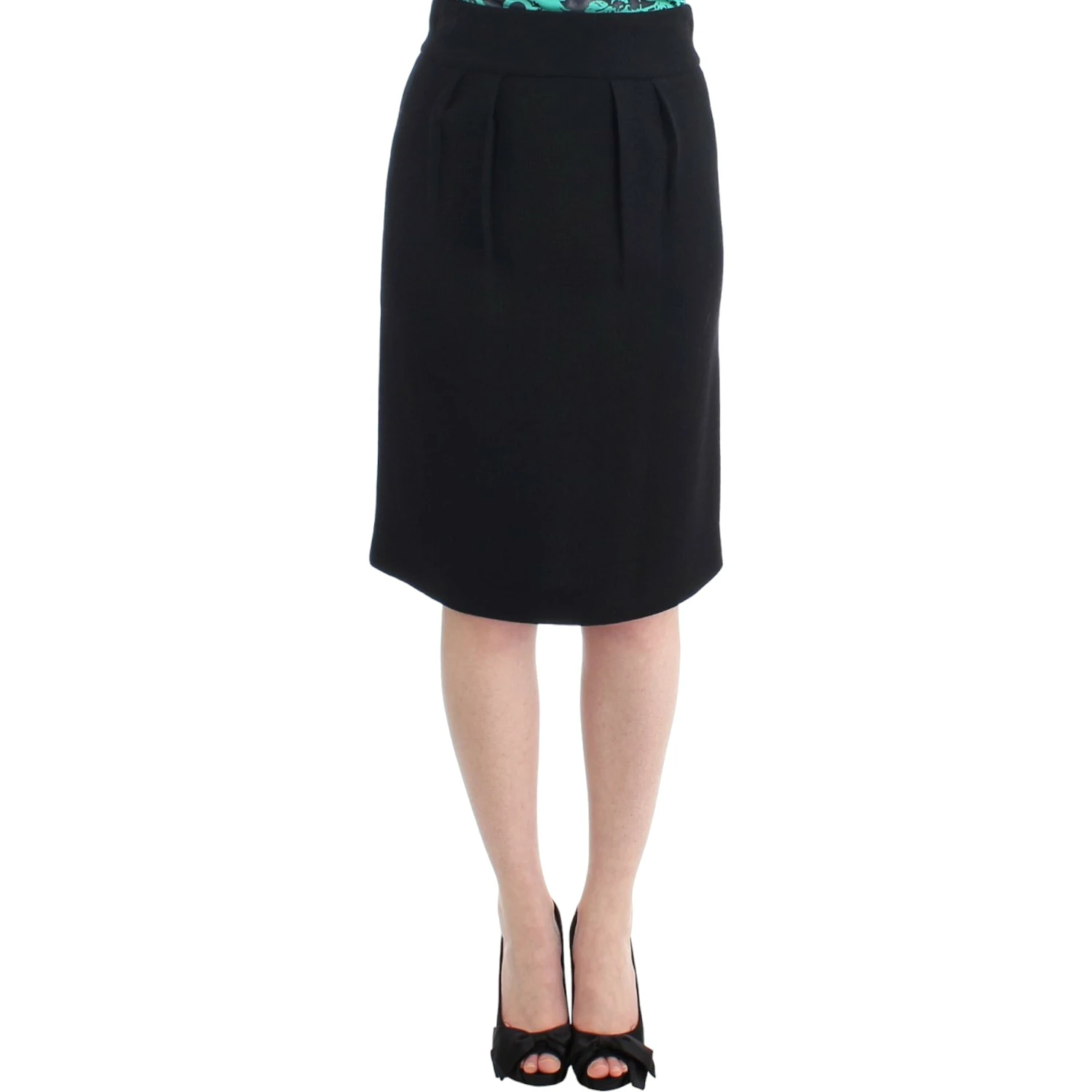 Black wool pencil skirt