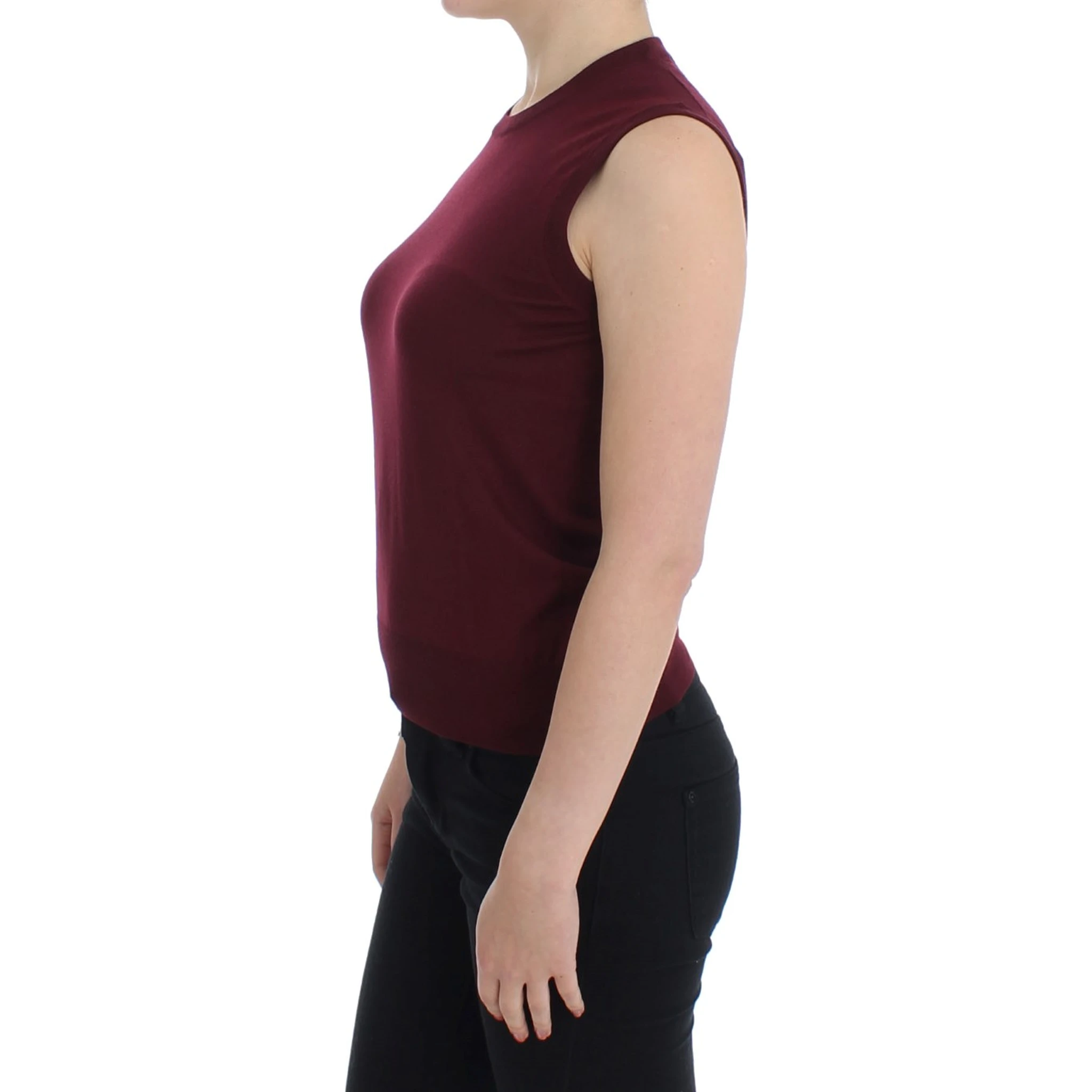 Red Sleeveless Crewneck Vest Pullover