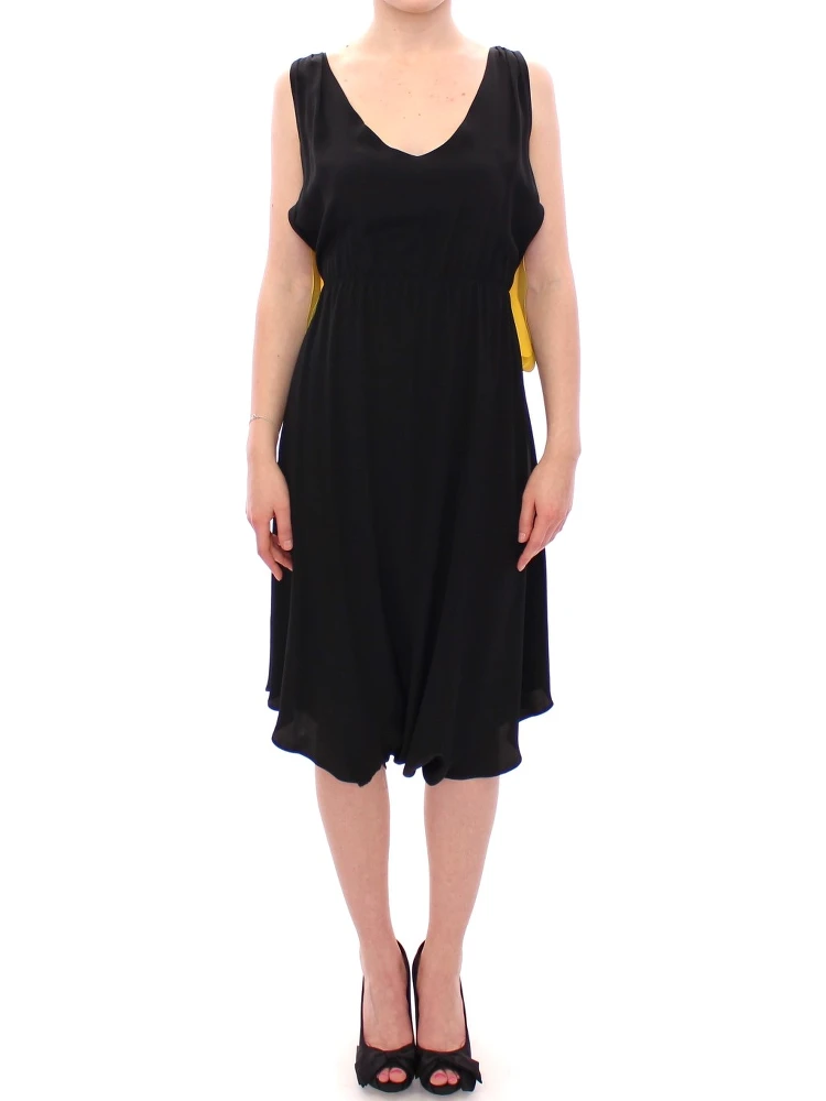 فستان كوكتيل أسود وأصفر حريري ضيق