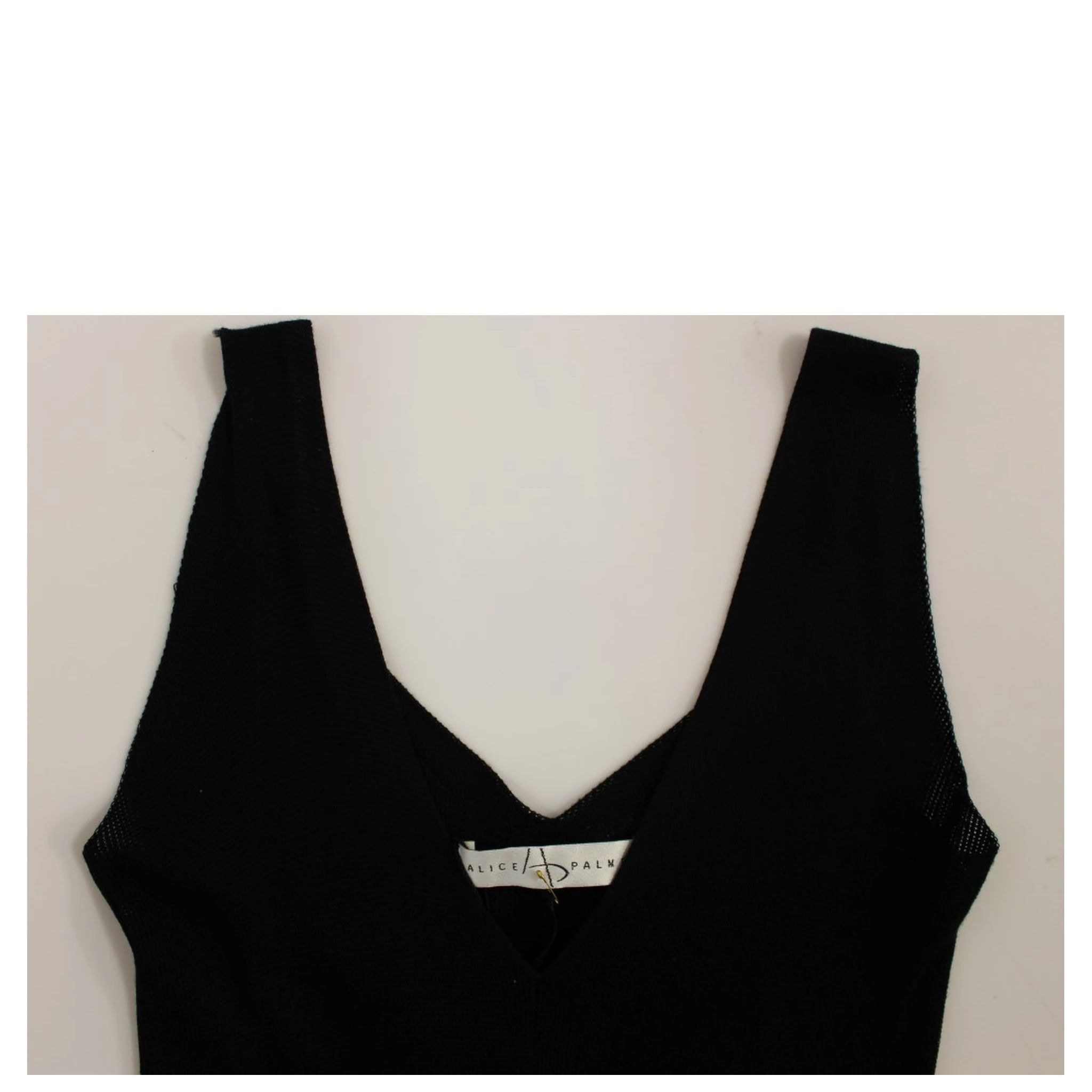 Black White Low V Neck Knitted Cocktail Dress