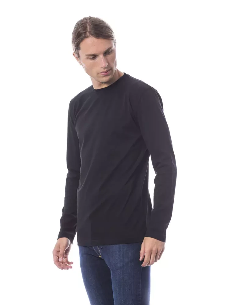 Long Sleeve T-shirt In Black alternative