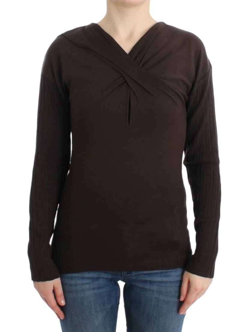 Brown knitted wool sweater