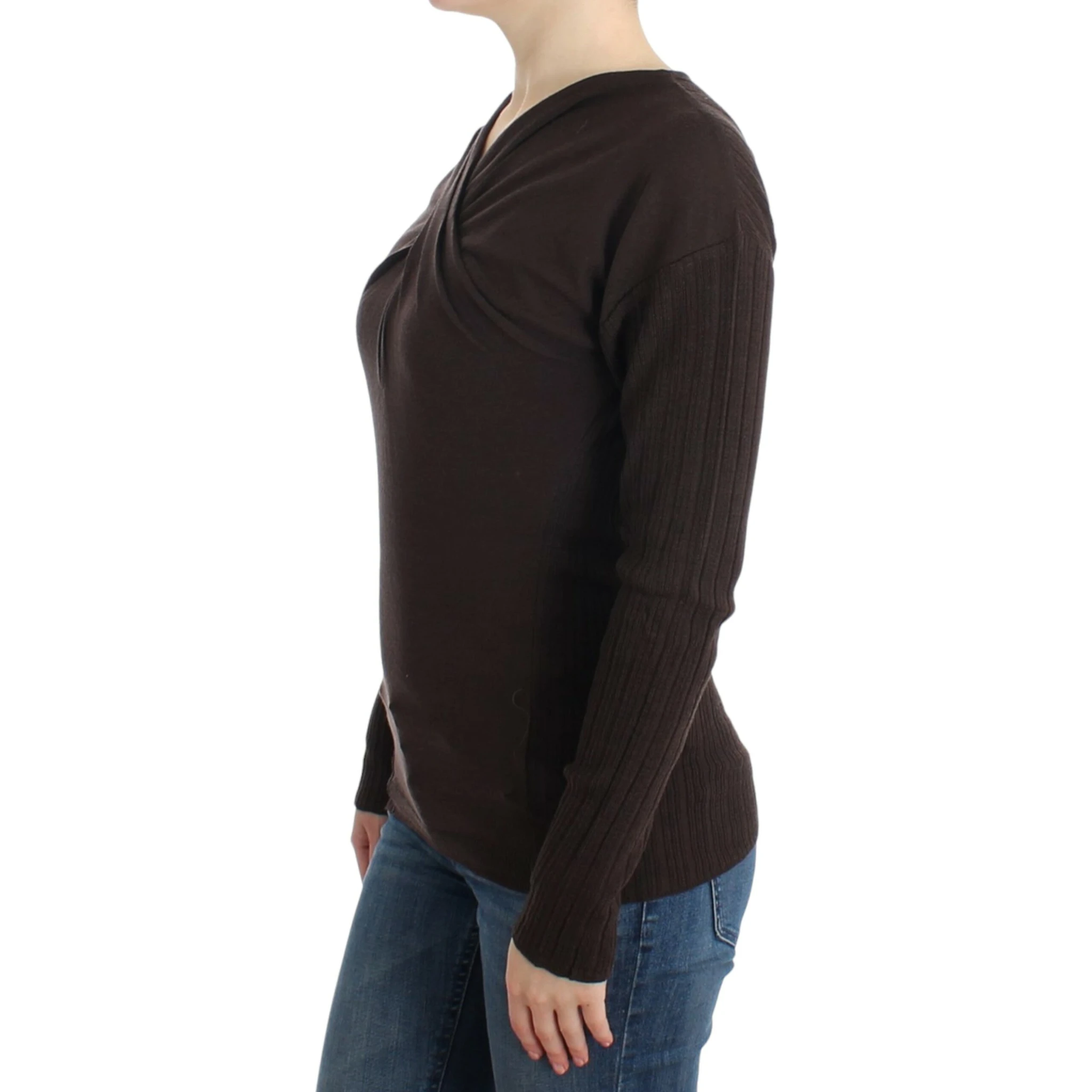 Brown knitted wool sweater