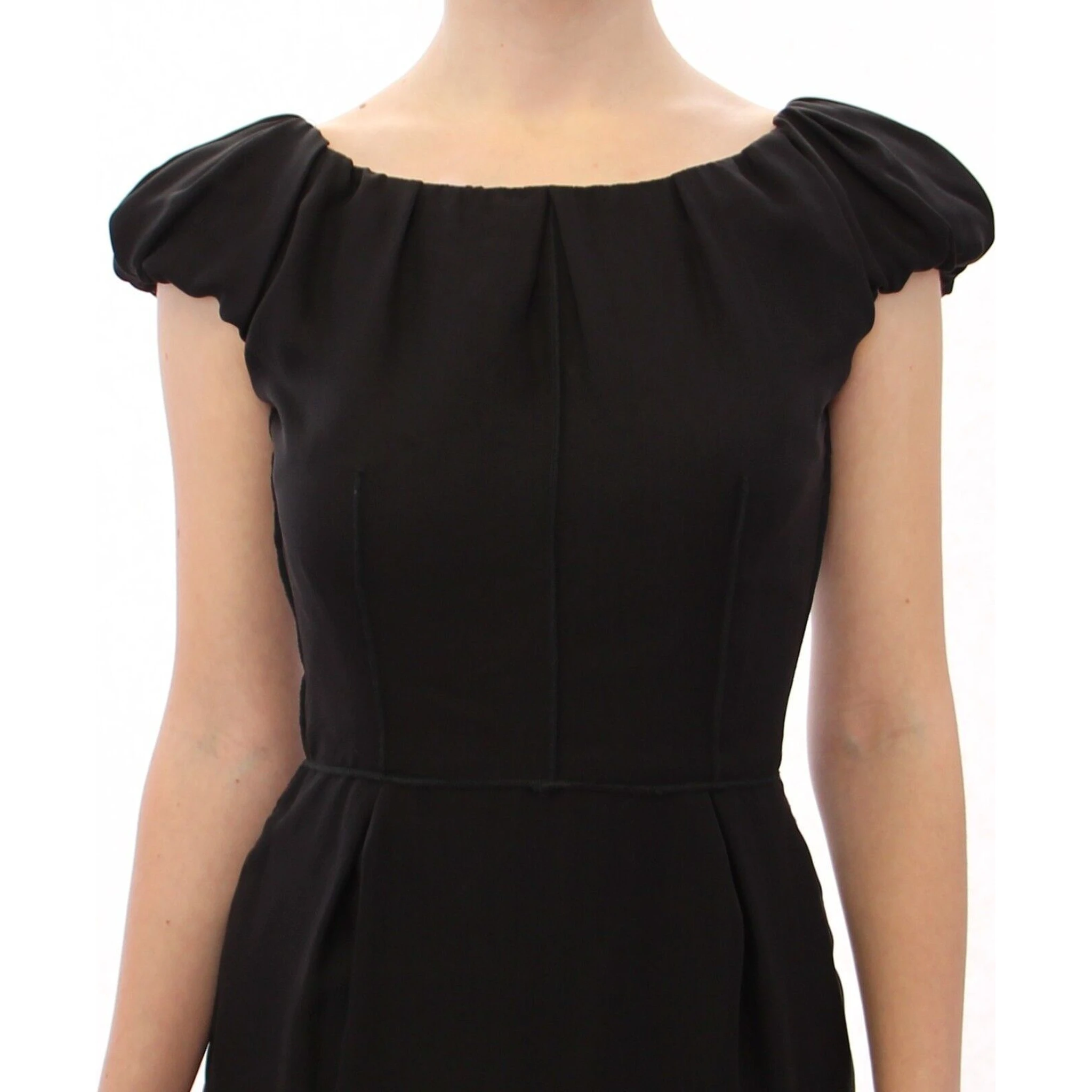 Black Silk Shortsleeve Gown Maxi IT Dress