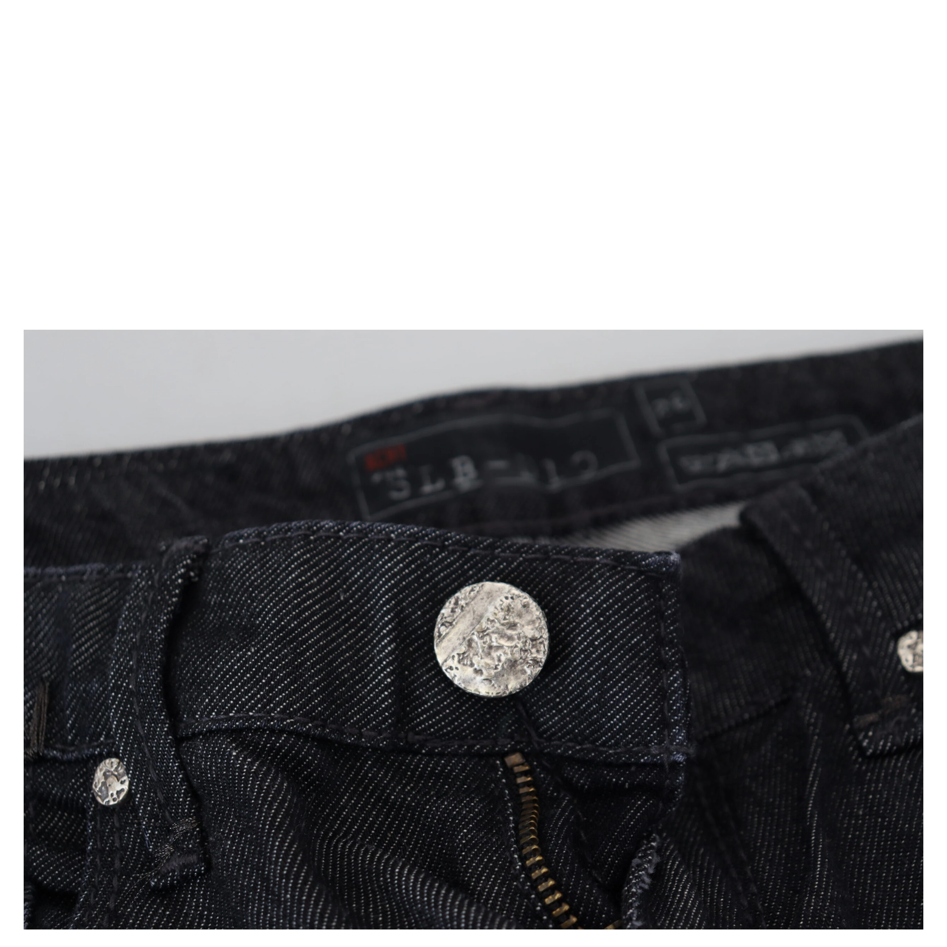 Black Cotton Low Waist Slim Fit Women Casual Denim Jeans