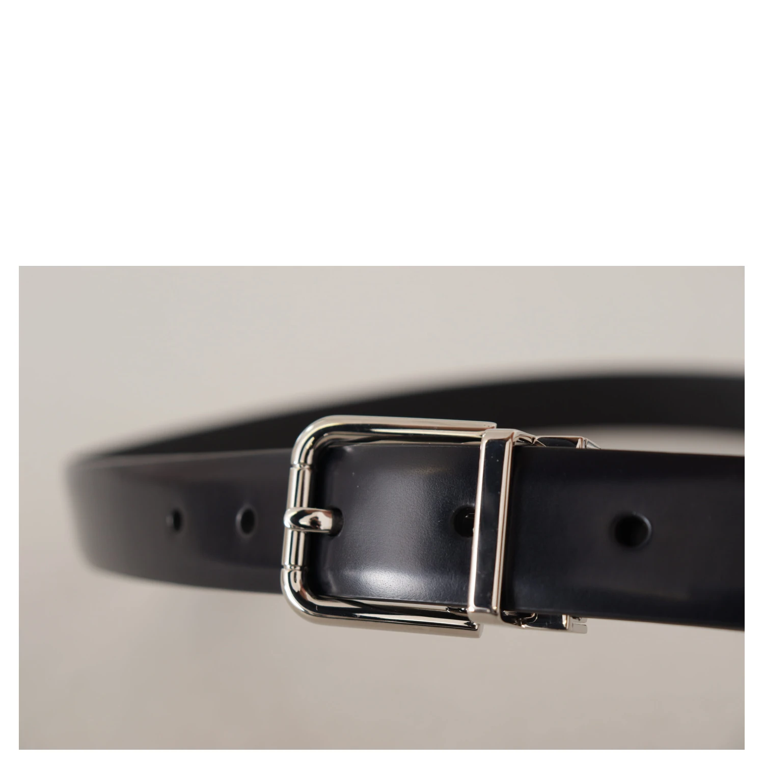 Black Calf Leather Silver Metal Logo Buckle Belt