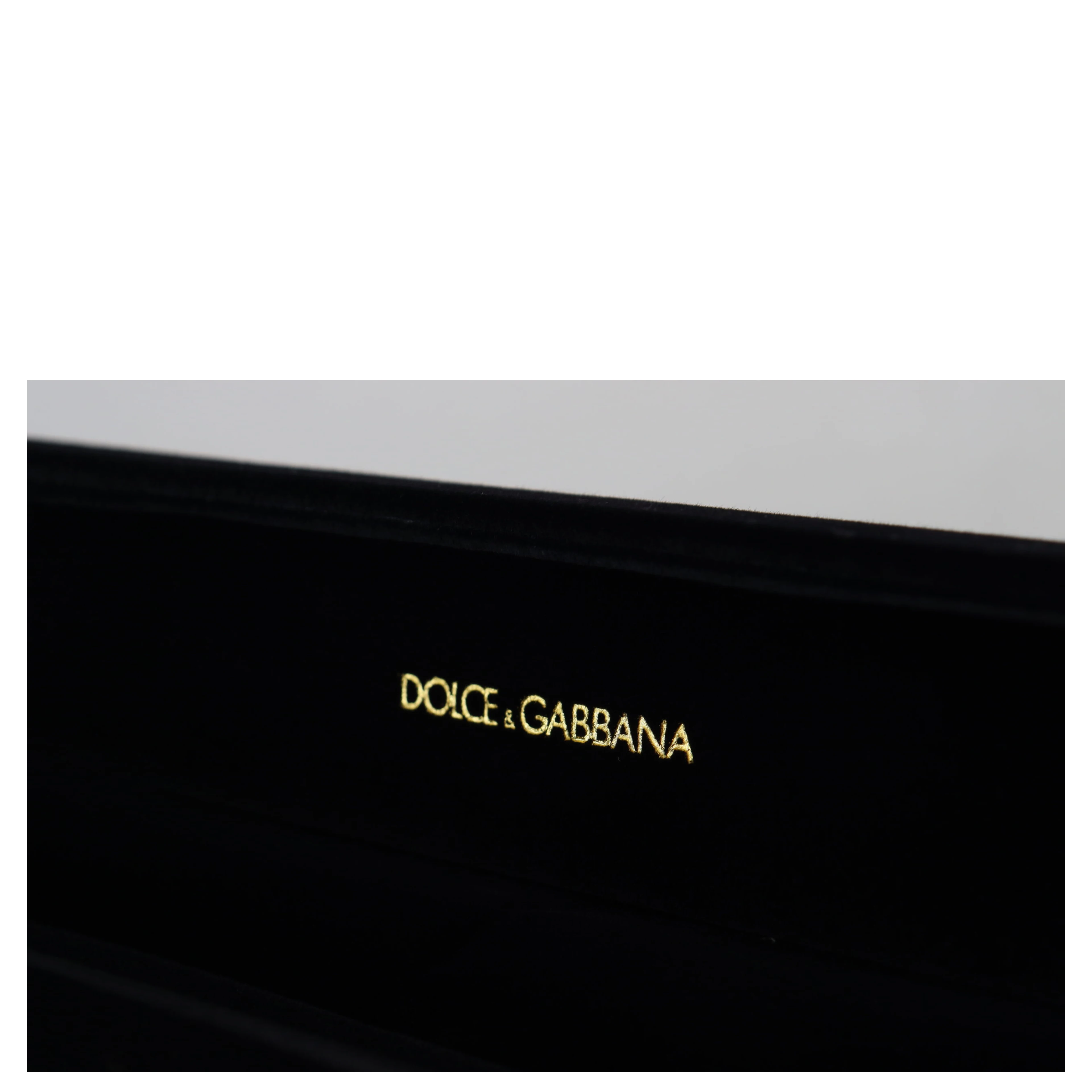Black Velvet Logo Plaque Storage Bracelet Jewelry Box