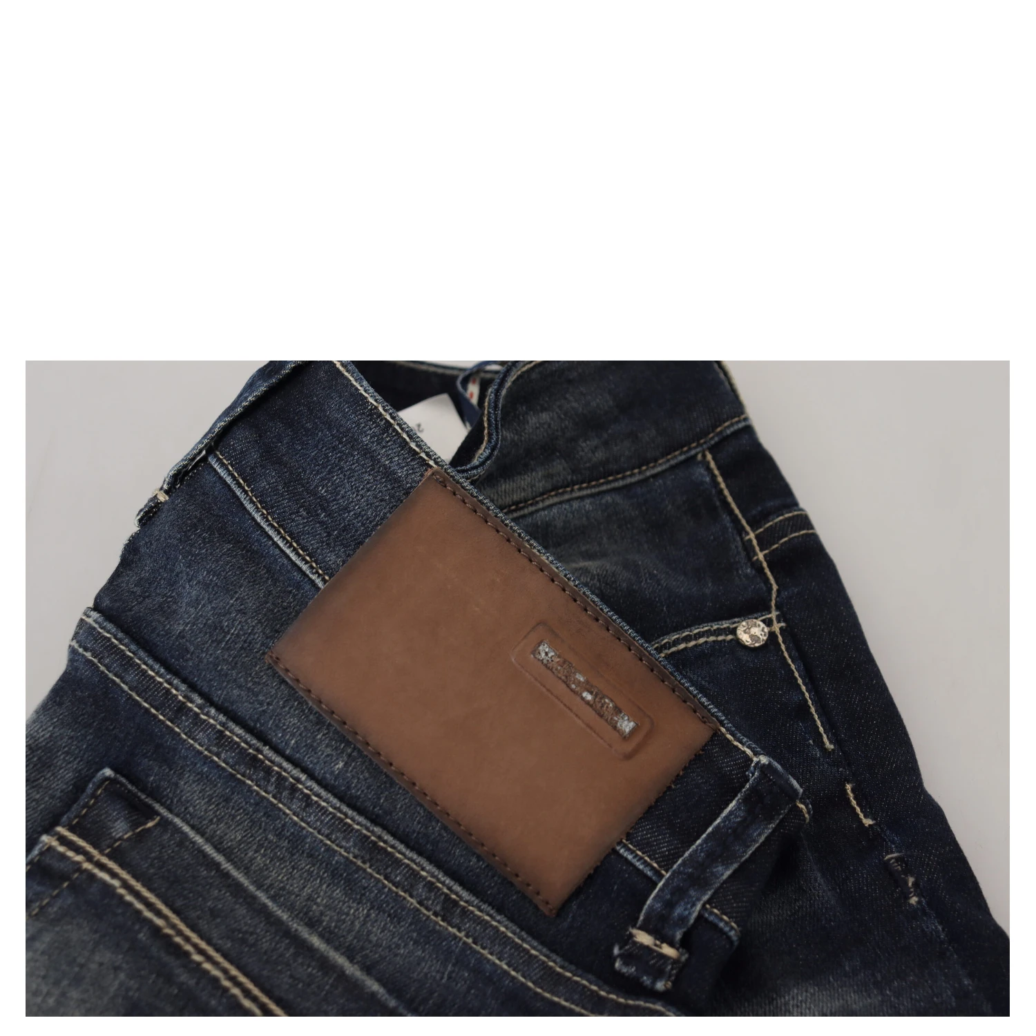 Blue Washed Cotton Slim Fit Women Denim Jeans
