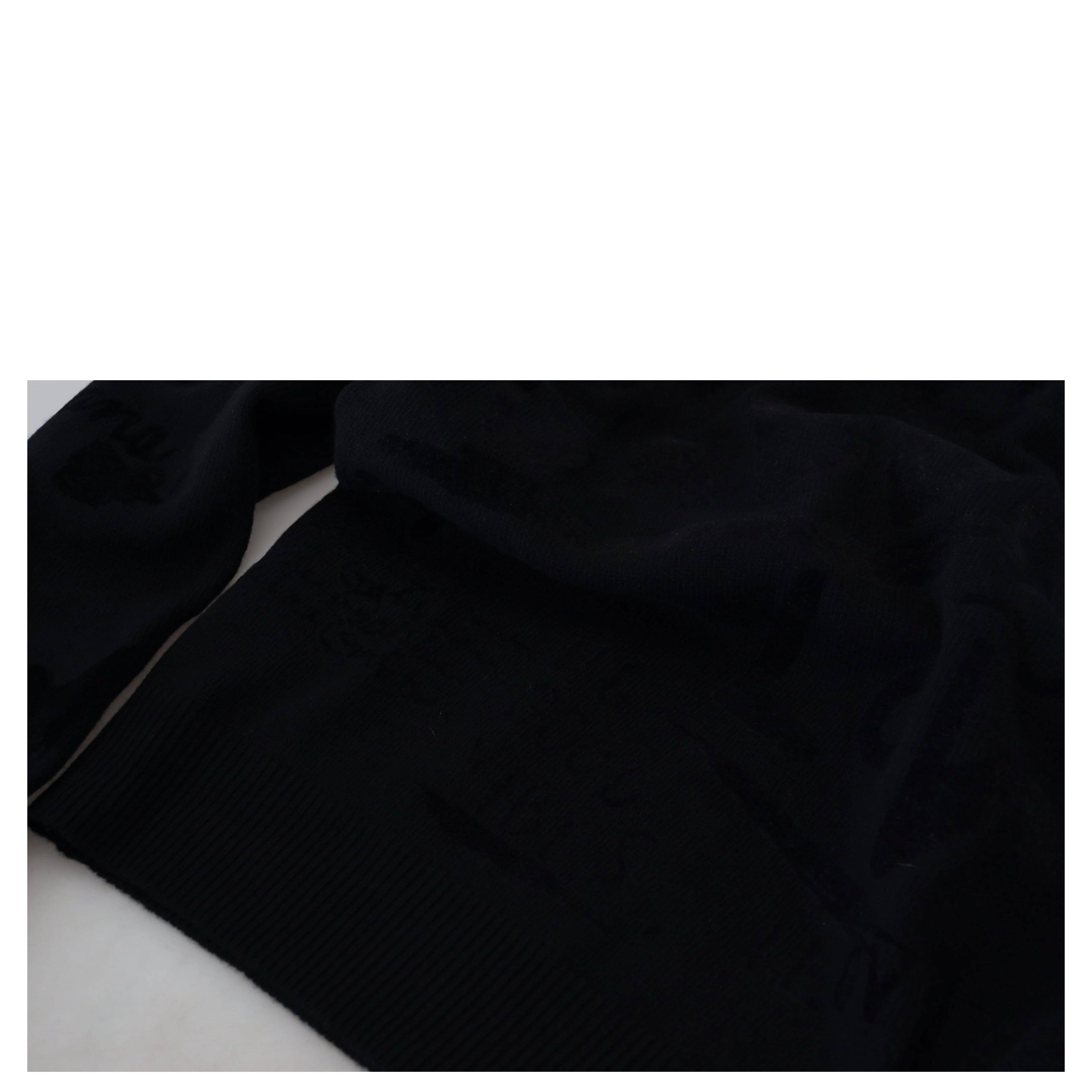 Black Wool Logo Pattern Crewneck Pullover Sweater