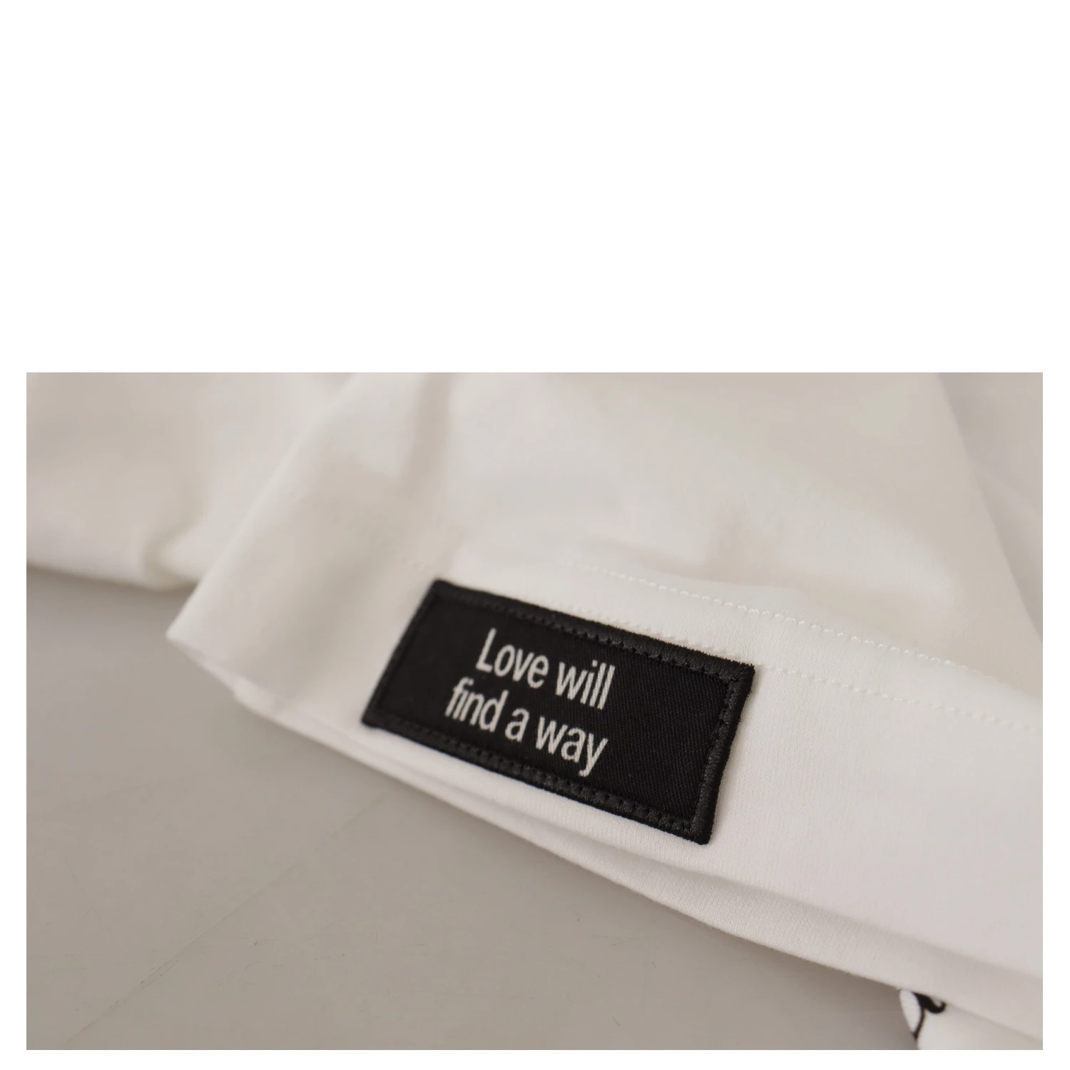 White Black Roses Crewneck Cotton  T-shirt