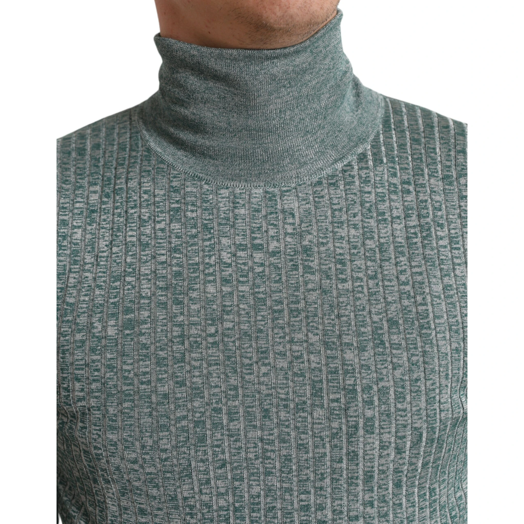 Green Polyester Turtleneck Pullover Sweater