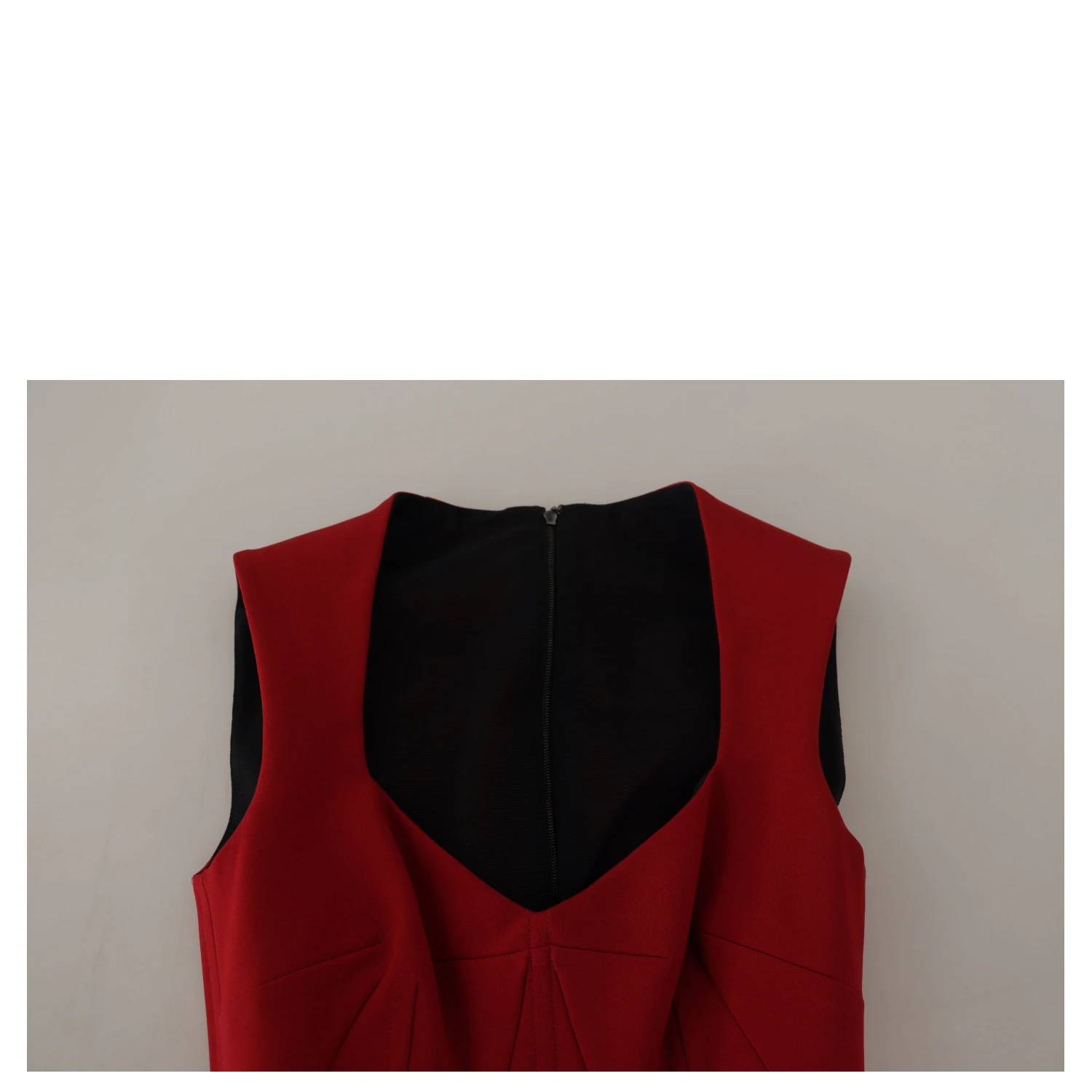 Red Sweetheart Neck Bodycon Midi Dress