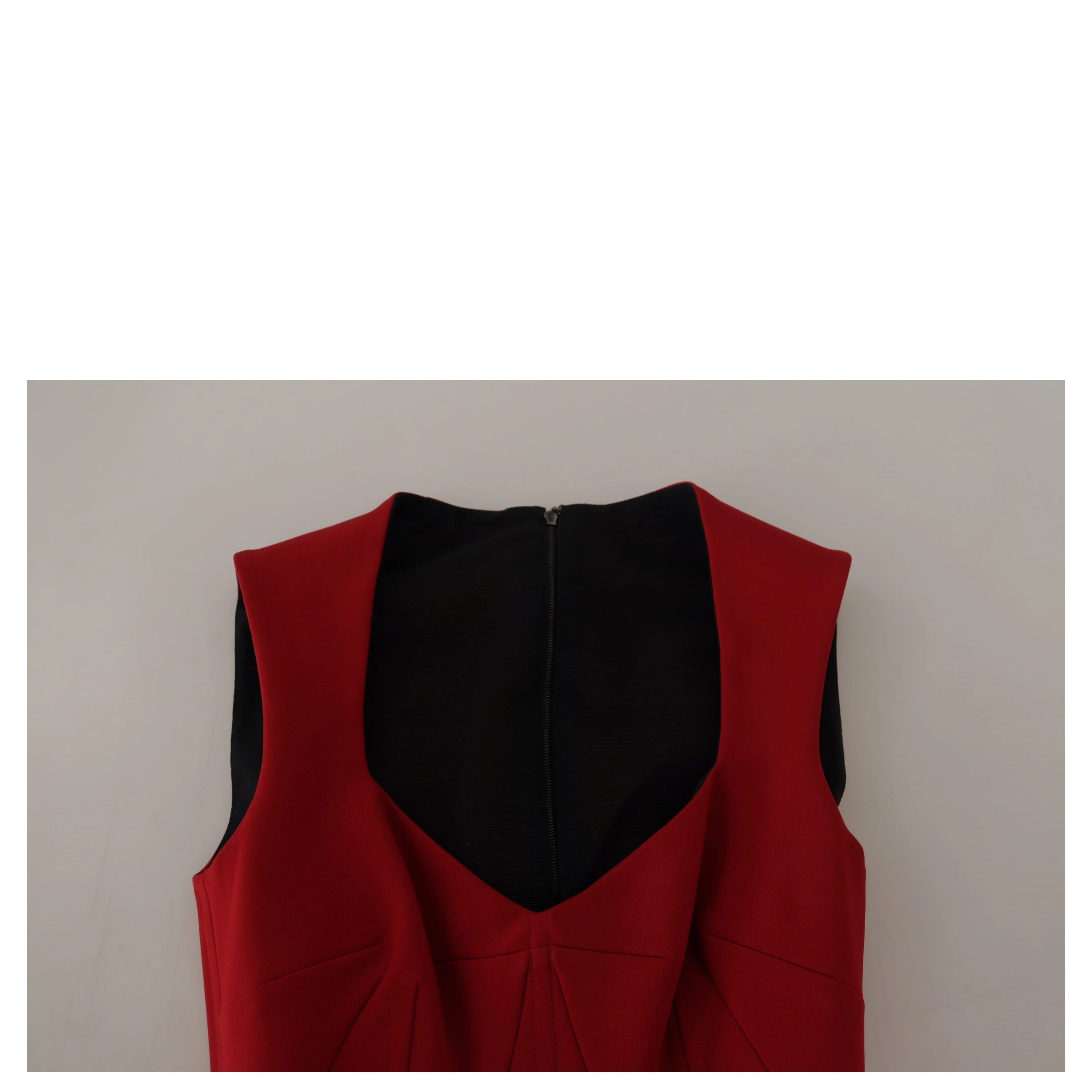 Red Sweetheart Neck Bodycon Midi Dress