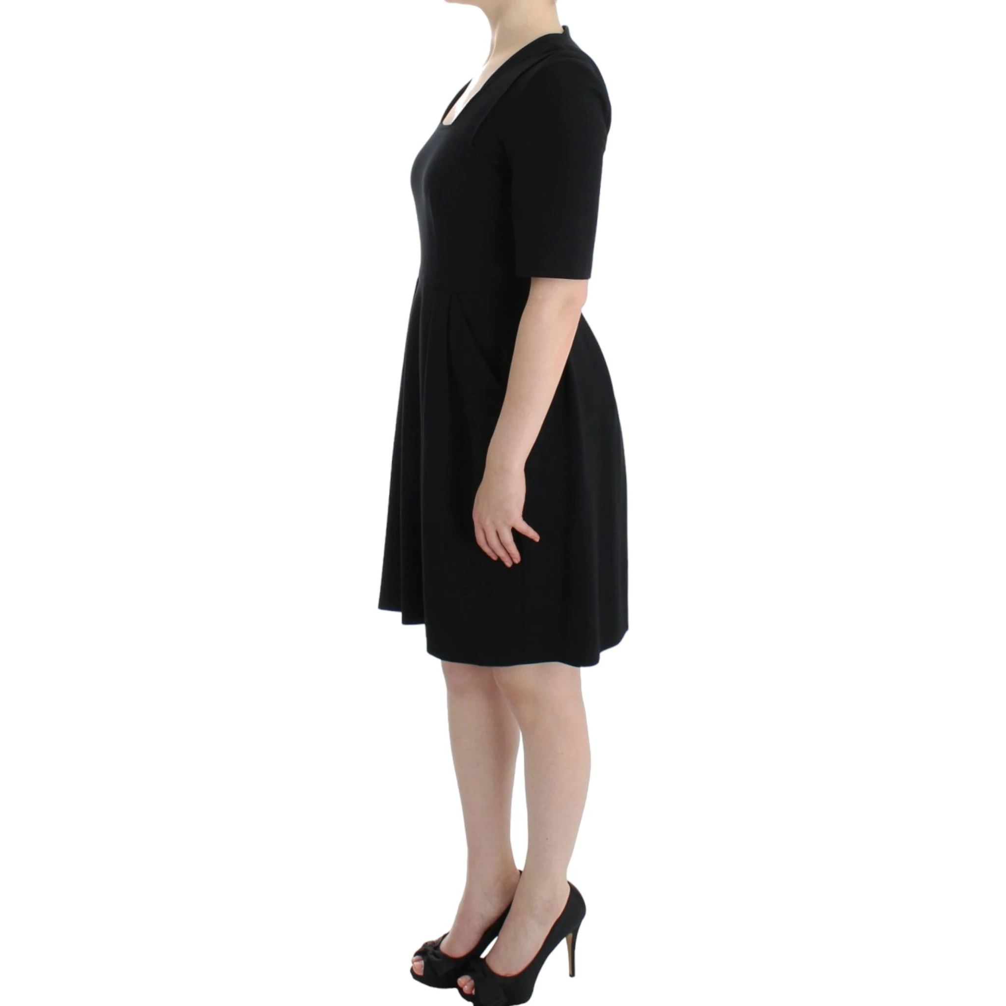 Black short sleeve venus dress