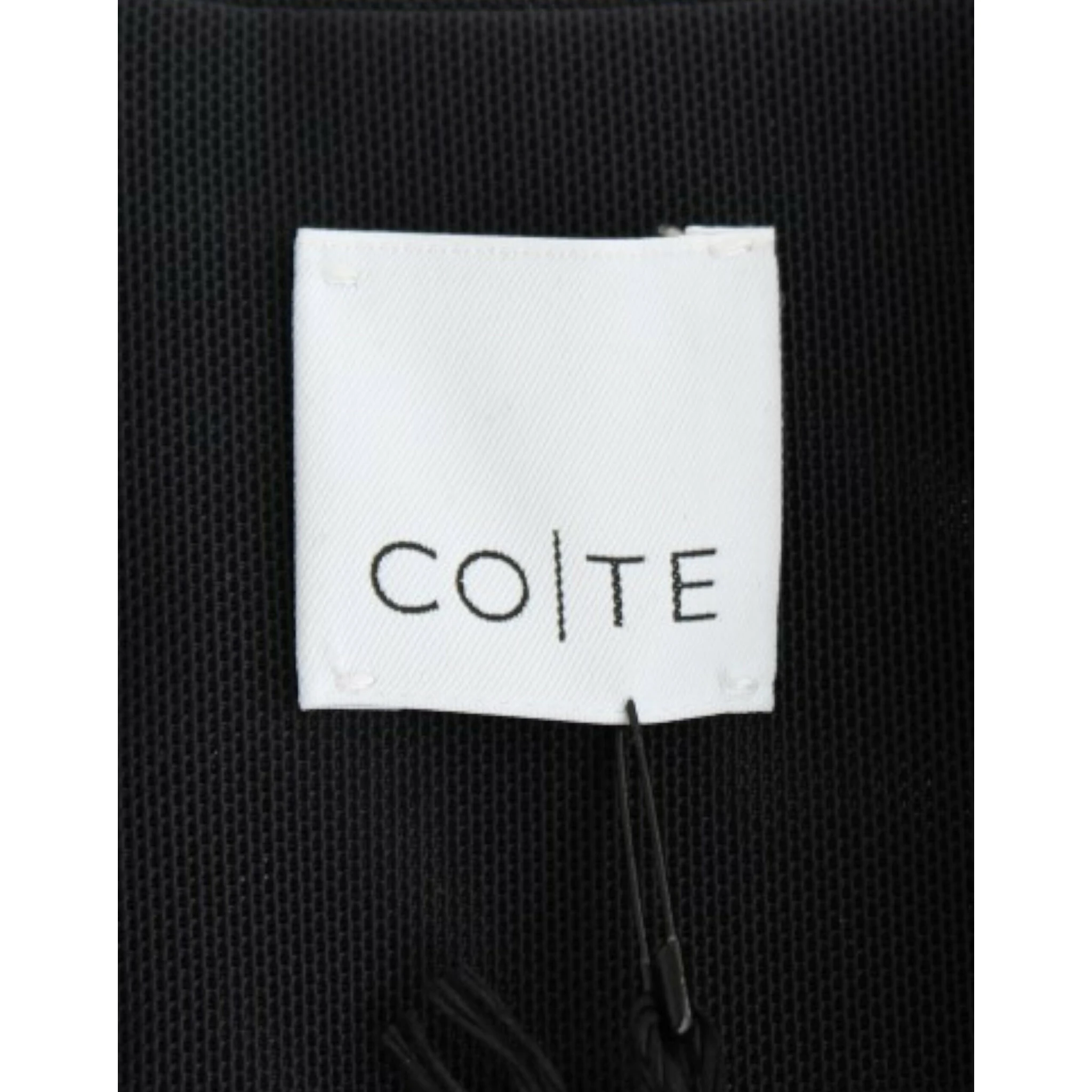 Black short sleeve venus dress