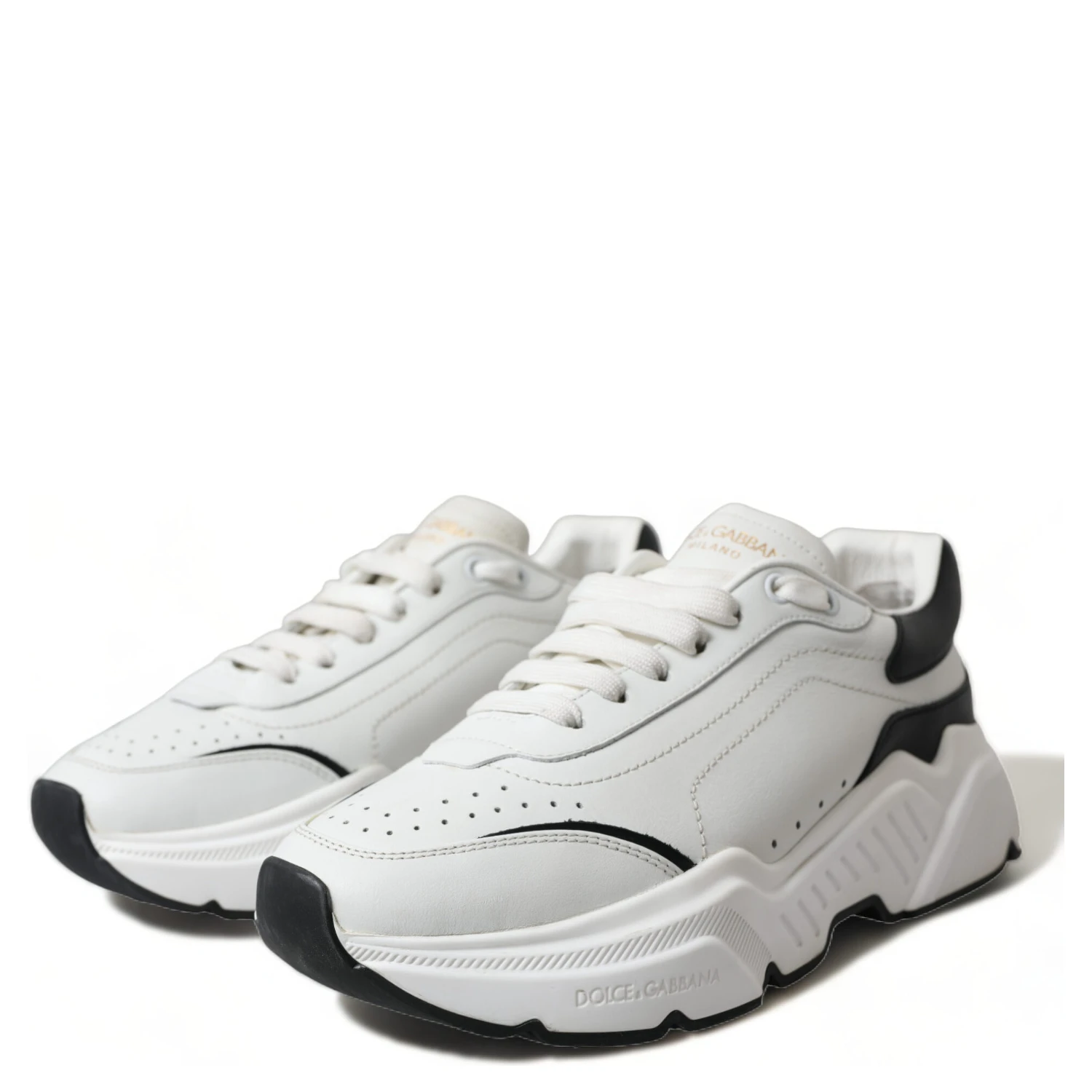 White Black Low Top Daymaster Sneakers Shoes