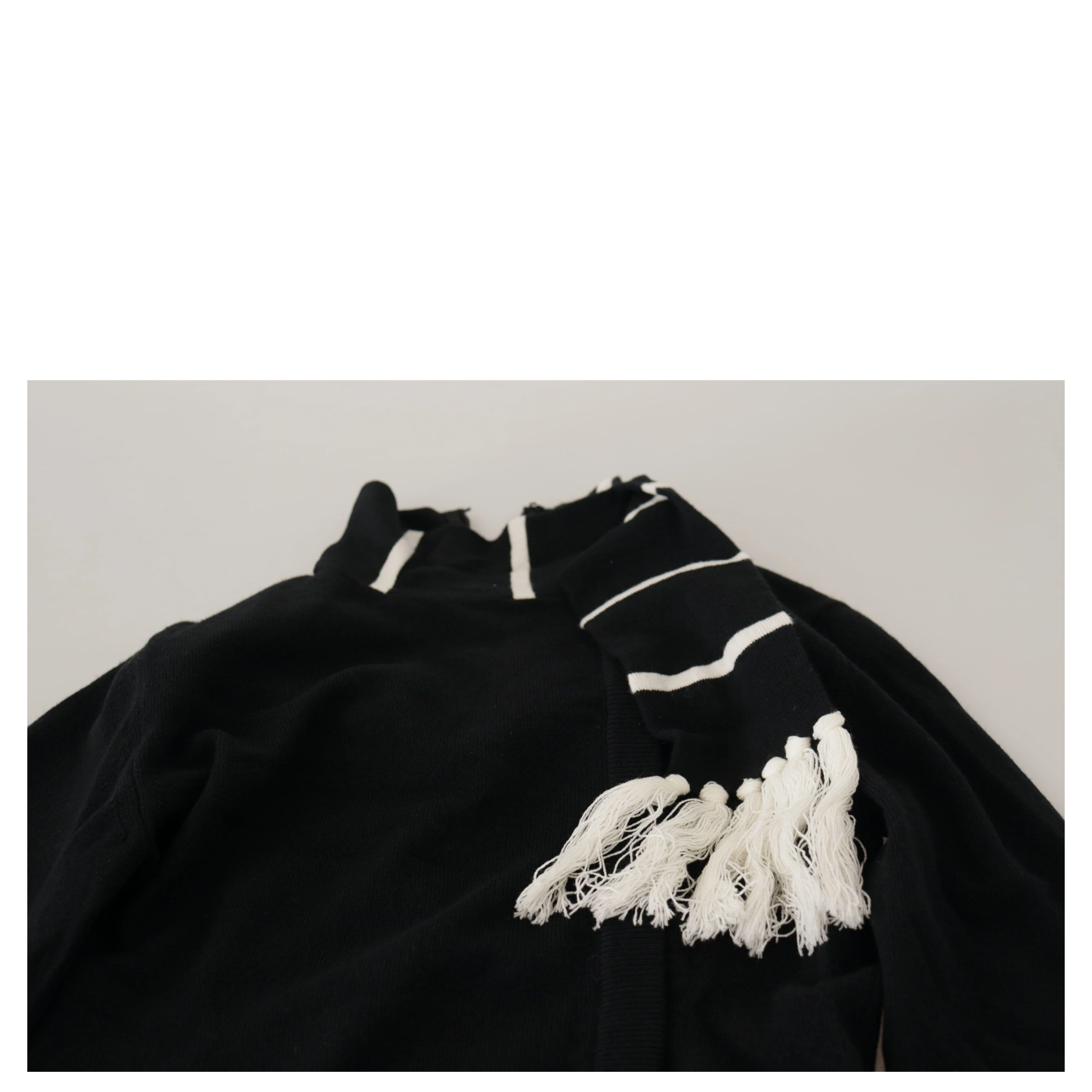 Black Cashmere Turtleneck Pullover Sweater