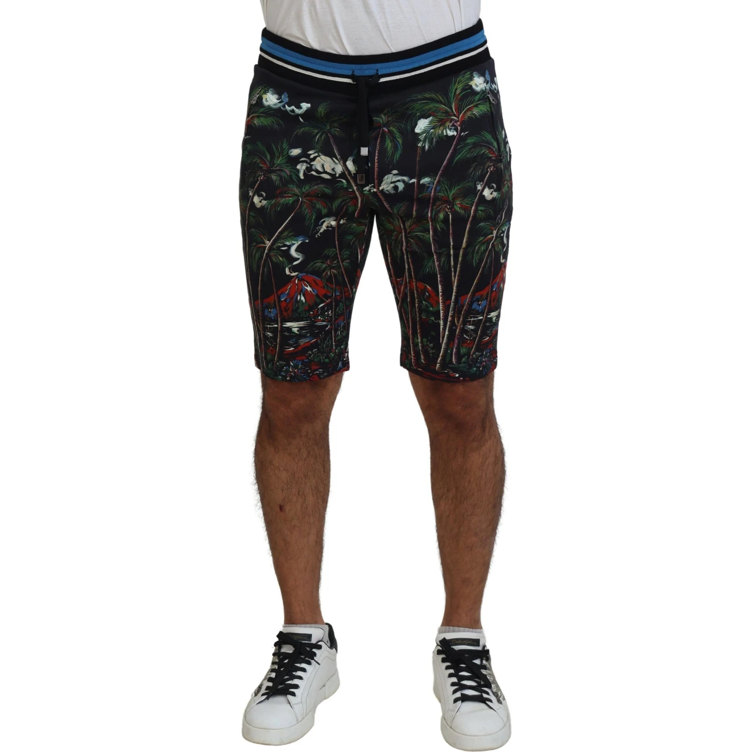 Black Cotton Volcano Print Casual Shorts