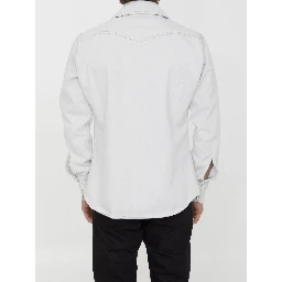 قميص من قماش الدنيم القطني