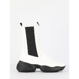 Interaction chelsea boots