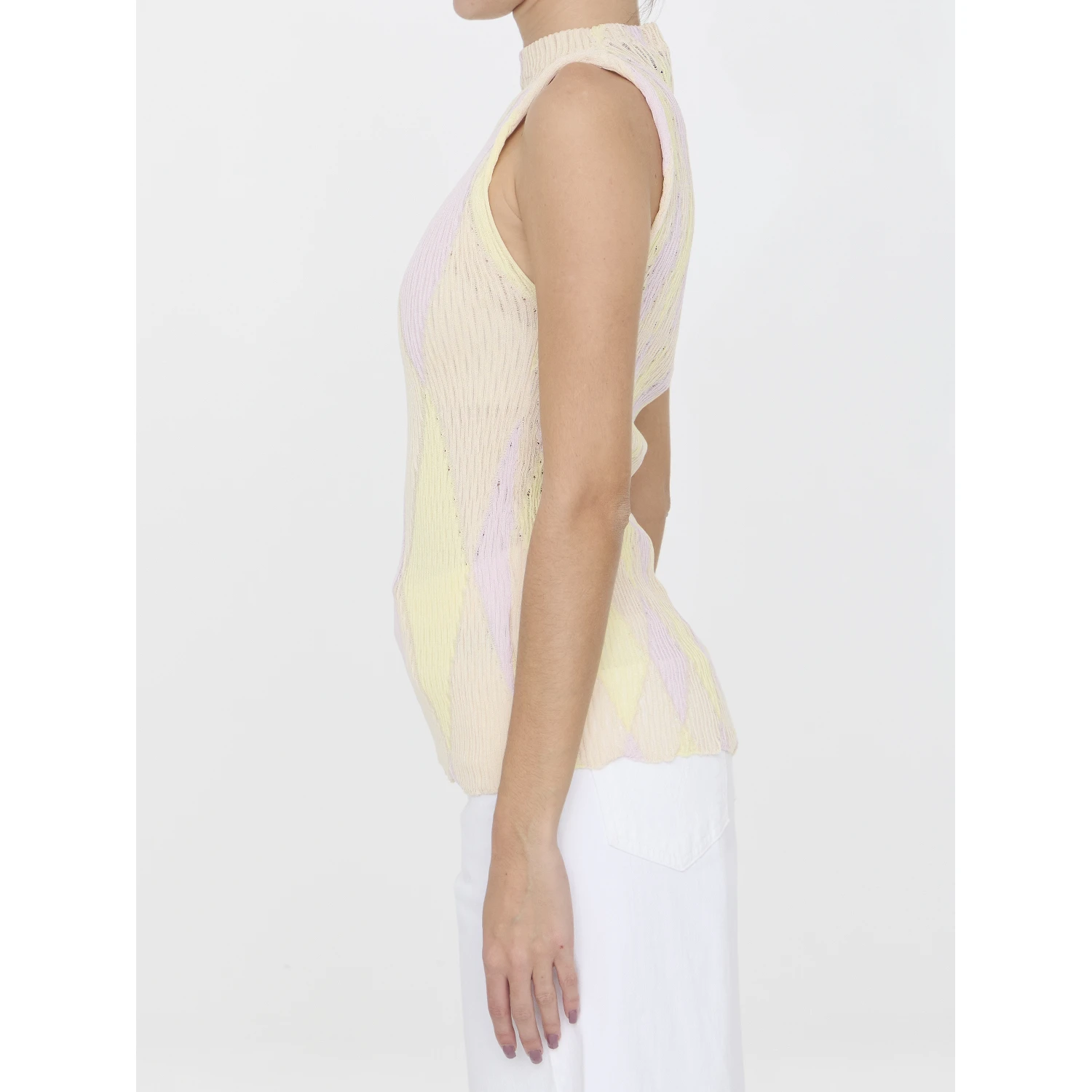 Crew-neck argyle intarsia-knit top
