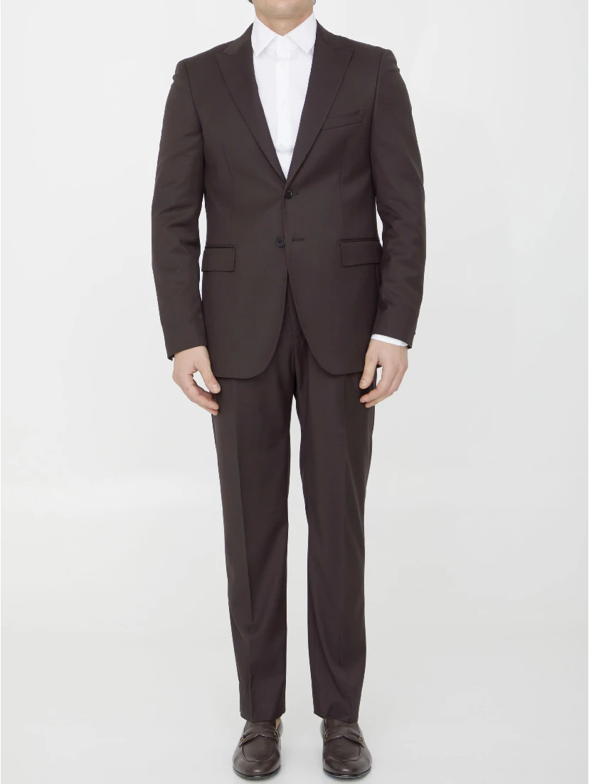Suit in viscose blend
