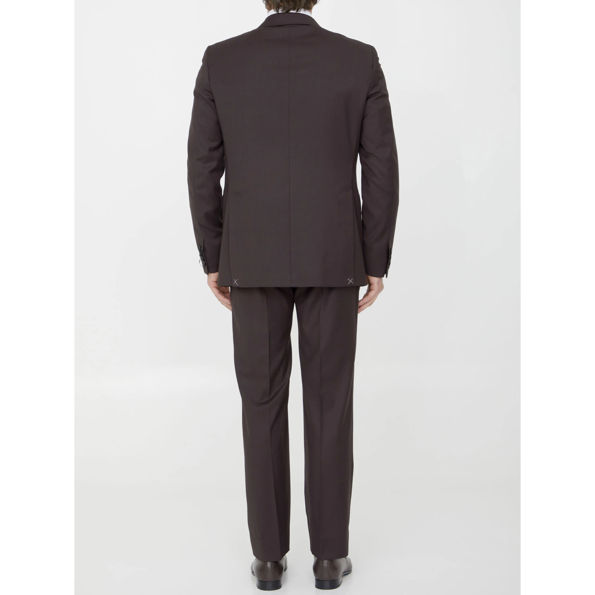 Suit in viscose blend