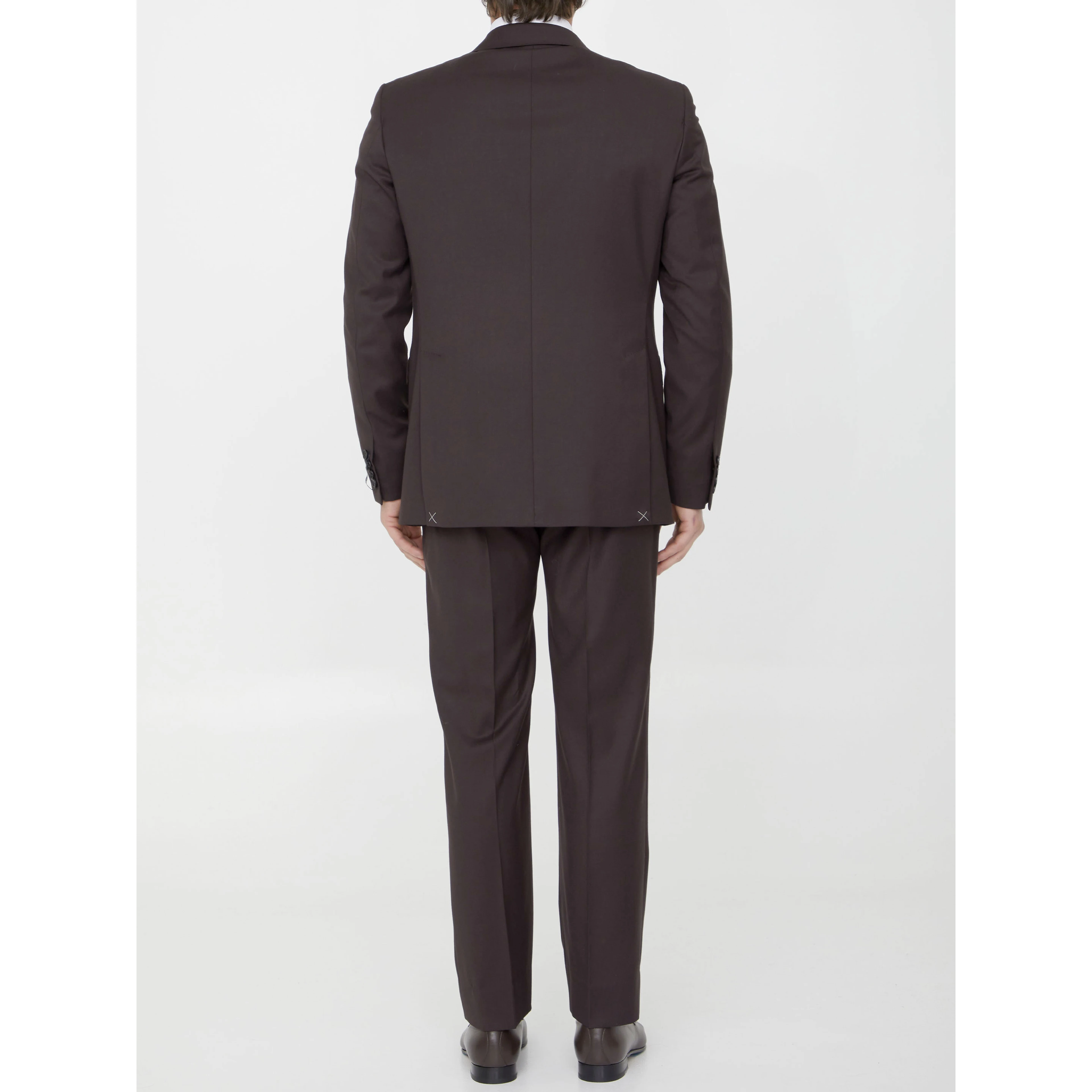 Suit in viscose blend