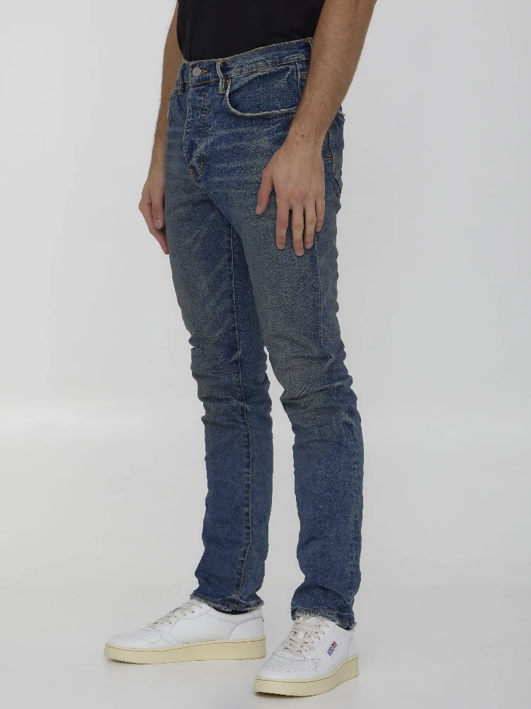 Light-blue denim jeans alternative